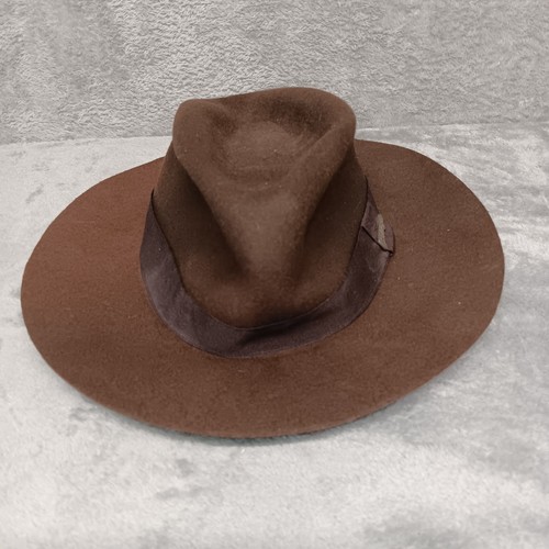 Indiana jones lucas films ltd - films,
