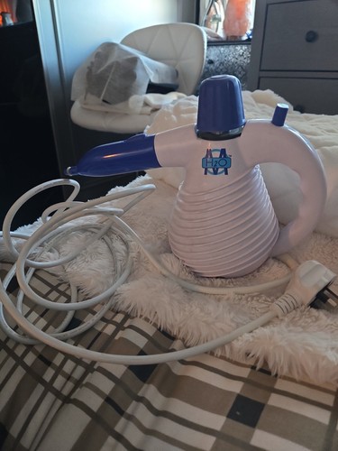 Hand steamer - hand,
