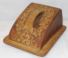 Large Oversized Quantock Pottery Cheese Dish in excellent undamaged condition