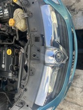 FRONT GRILLE VAUXHALL CORSA