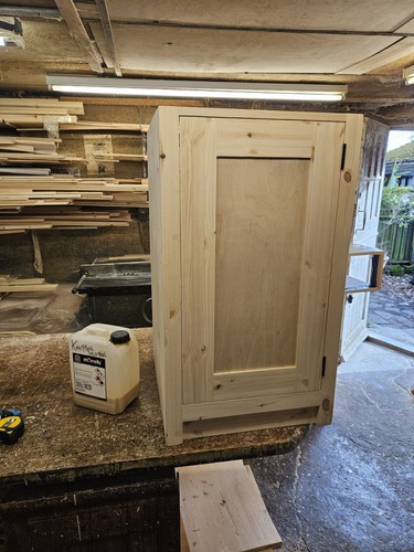 Full small kitchen real - kitchen,