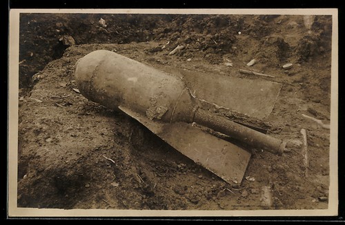 Photo unexploded artillery - photo-ak,