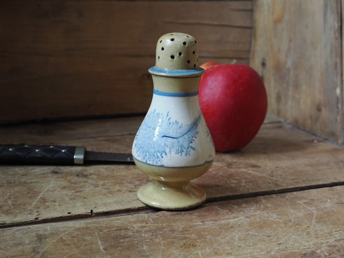 Rare mocha ware pepper - a,