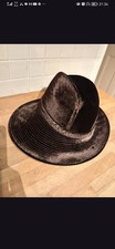 Gorgeous  Phillip Treacy   hat