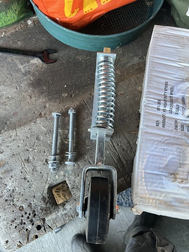 Heavy duty spring loaded gate - heavy,