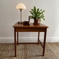 Stag Teak Side Table – Mid