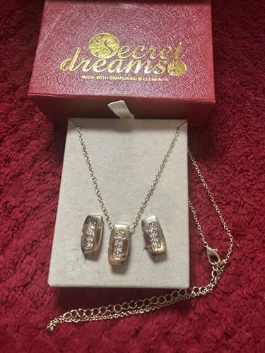 Secret dreams plated gold tone - dreams,