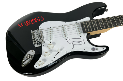 Adam levine maroon signed - maroon, 5