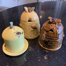 VINTAGE VERY COLLECTABLE HONEY