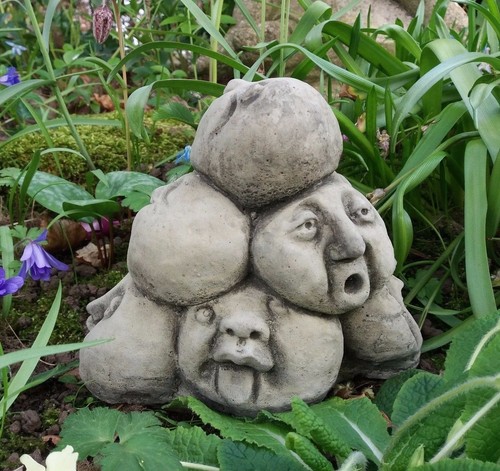 Stone garden comedy - 🇬🇧,