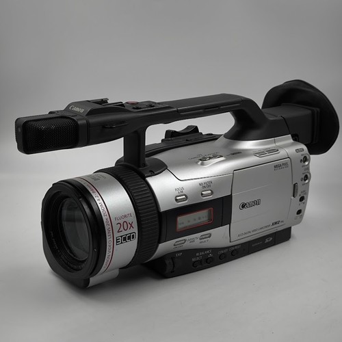 Canon xm2 20x zoom - e,