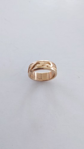 Carat gold ring hallmarked - carat, ring.