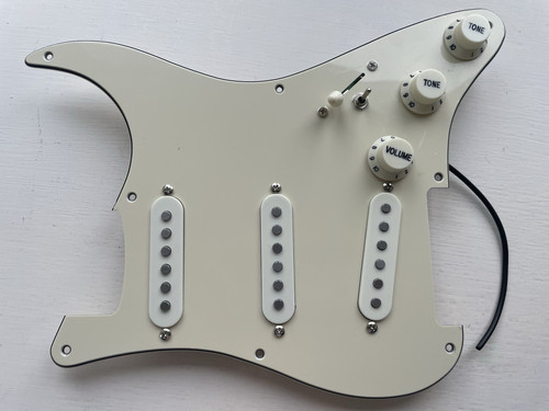 Gilmour strat aged white - strat,,