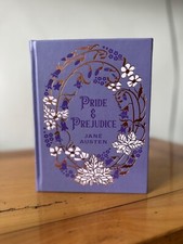 Hardback Pride and Prejudice by Jane Austen, Hardback, Decorated Shiny Gold 