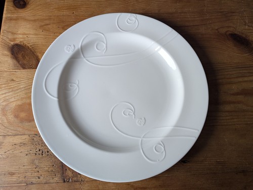 Vgc wedgwood nature bone china - nature,