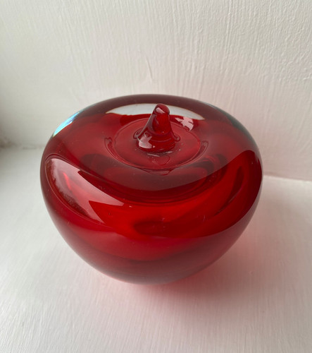 Unbranded ruby red - red, art