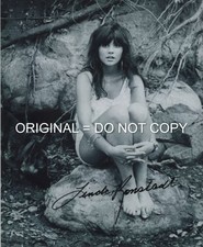 LINDA RONSTADT Hand signed 8.5