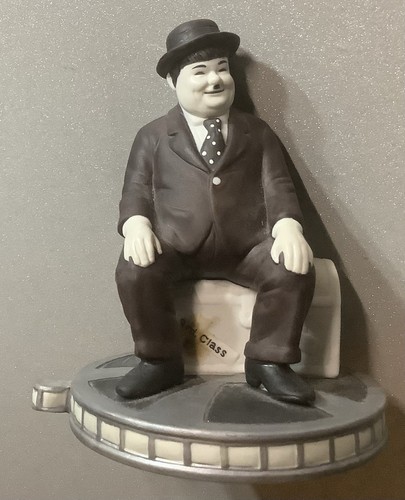 Laurel and hardy ceramic - laurel,