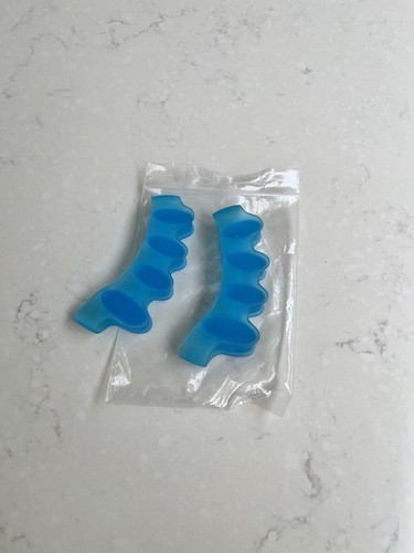Toe separator stretcher spacer - toe,