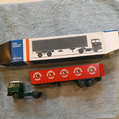 Lion car daf 4x2 - car, twin