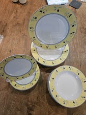 Royal Doulton Blueberry 6