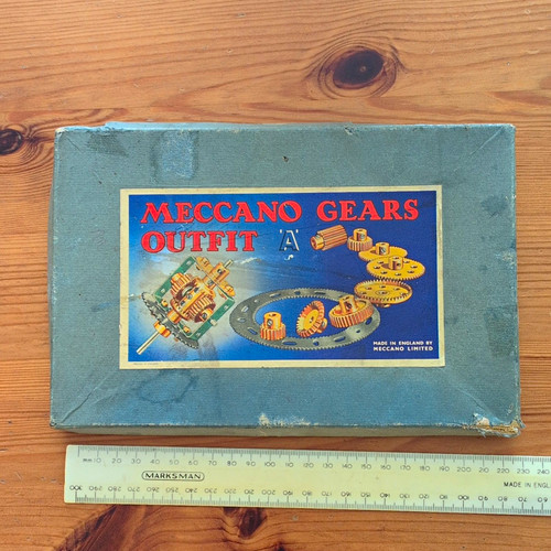 Meccano vintage gears outfit - meccano,