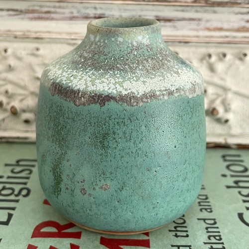 Lovely small 8cm studio - lovely,
