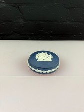Wedgwood jasper ware portland - wedgwood,