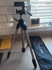 Slik F153 Professional Camera Tripod with Quick Release Plate and Carry Bag.