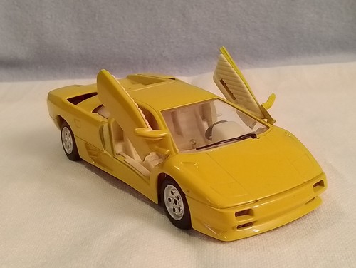 Burago lamborghini diablo 24 - lamborghini, 1/24