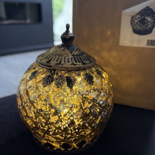 Moroccan style pale gold - style,