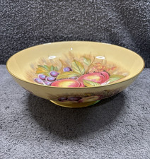 Stunning Aynsley Orchard Gold