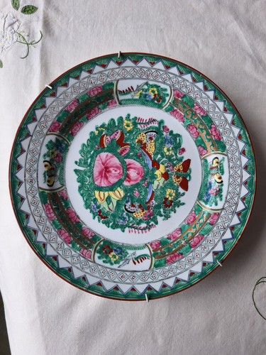 China floral design wall plate