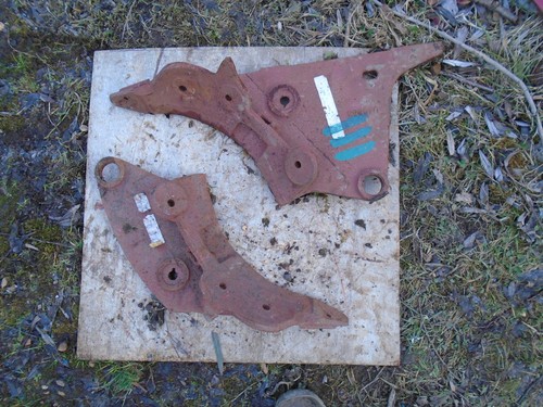 David brown plough frogs pair - david,