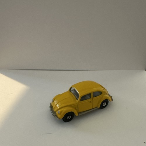 Corgi volkswagen yellow beetle - volkswagen,