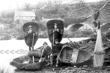 Gyy-42 Social History, Coracle