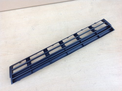 Audi front bumper centre - a4, b5