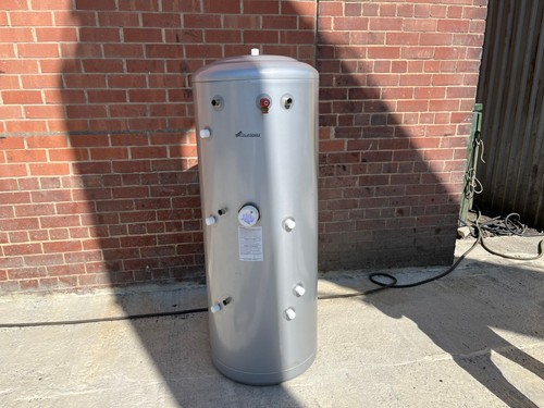 Worcester greenskies 210l twin - worcester,