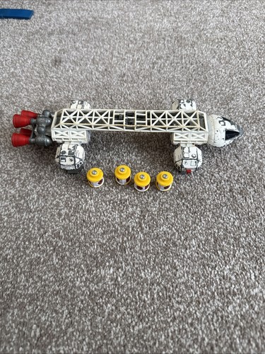 Dinky space 1999 eagle - dinky,