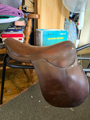 Brown pony saddle - pony,