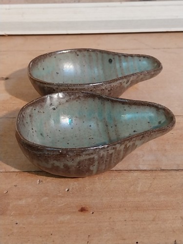 Pair kersey pottery - pair,