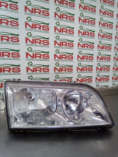 Volvo s40 headlight - volvo,