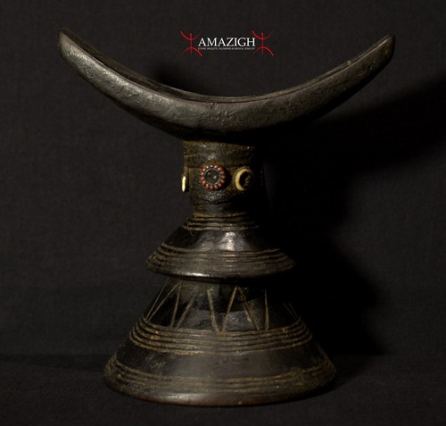 Old fine arsi headrest - arsi,