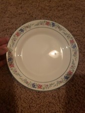 Wedgewood Lusanne R4543 8 1/8