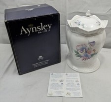 A Stunning Vintage AYNSLEY