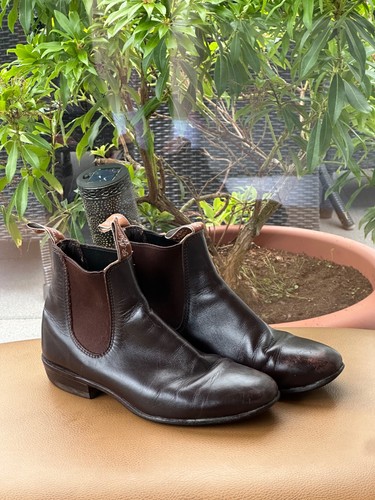 Williams ladies boots size - williams,