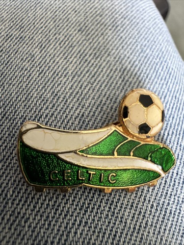 Vintage celtic badge - fc, 1970s