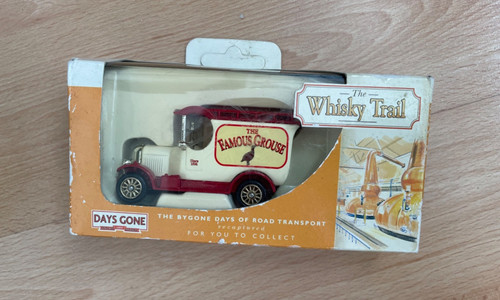 Lledo whisky trail model - whisky, model/van-