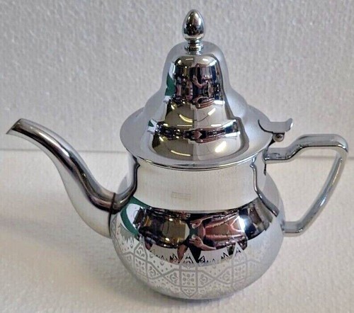Traditional moroccan teapots - traditional,
