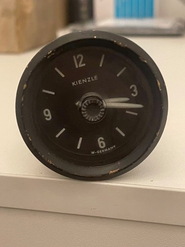 Classic range rover clock - classic,